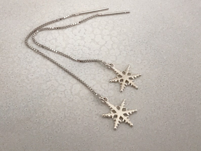 Flocon de neige hiver Cadeaux No\u00ebl Cha\u00eenette coulissante D\u00e9licates Minimaliste Moderne Cha\u00eenes d\u2019oreilles traversantes Argent 925