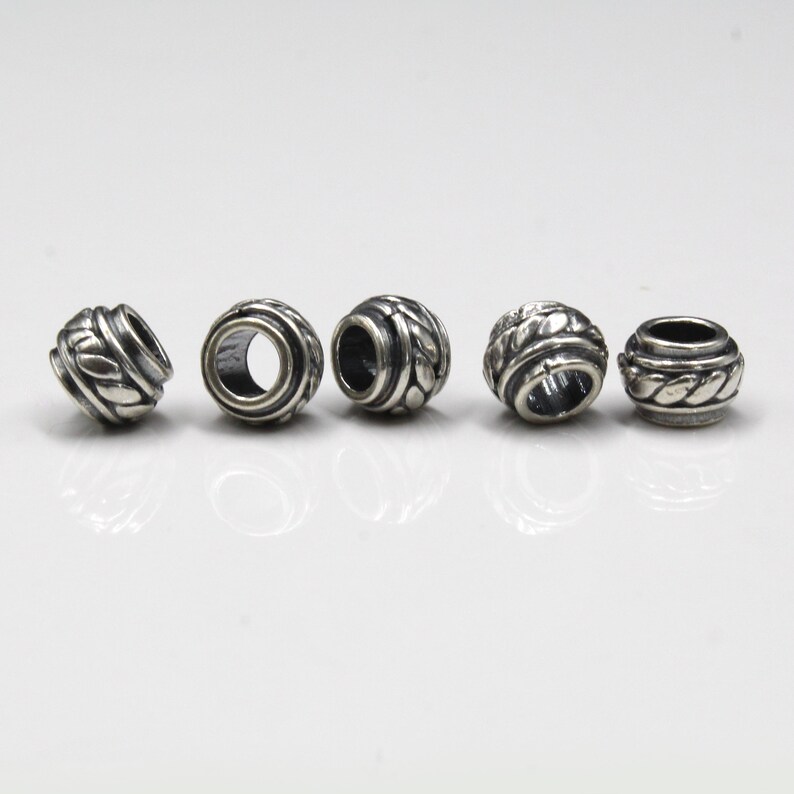 Sechs 8 mm 925 Sterlingsilber tonnenförmige Großlochperlen, 6,7 Gramm; Lot von Sechs Sterling Silber Barrel Spacer Perlen in Bali hergestellt Bild 3