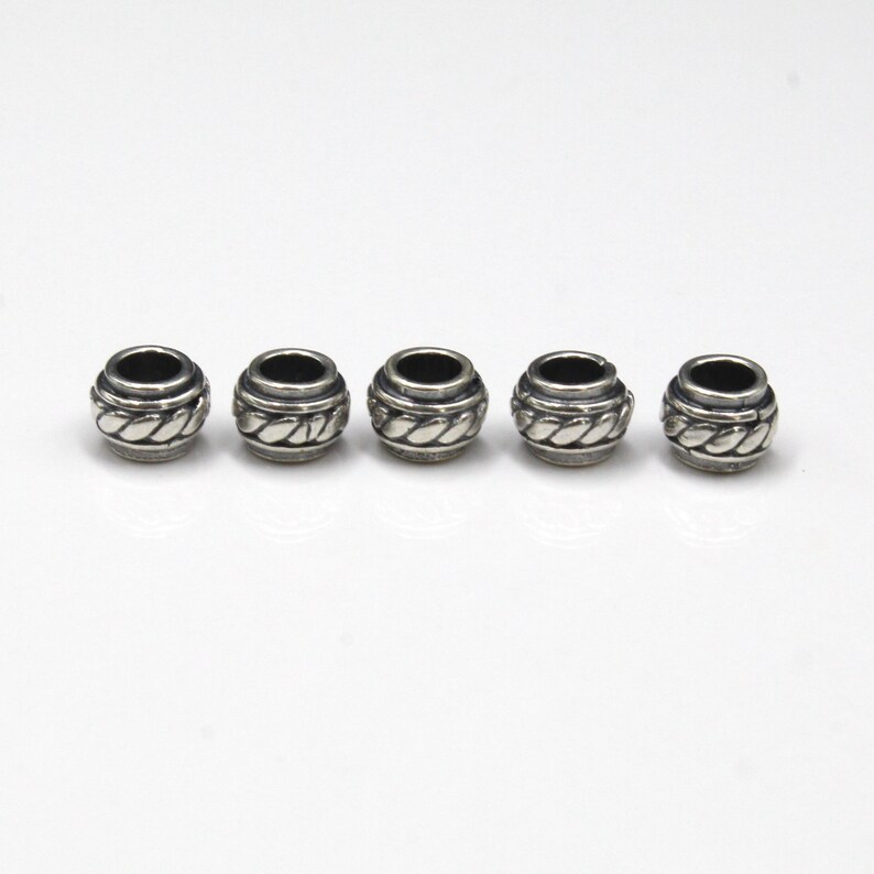 Sechs 8 mm 925 Sterlingsilber tonnenförmige Großlochperlen, 6,7 Gramm; Lot von Sechs Sterling Silber Barrel Spacer Perlen in Bali hergestellt Bild 8