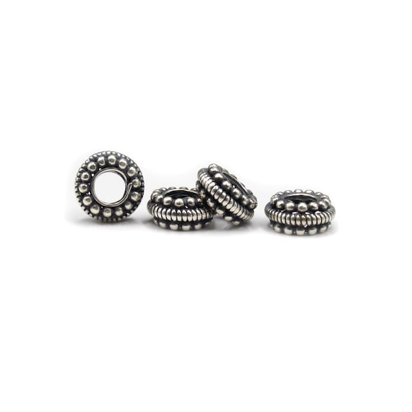Quatre rondelles d'espacement de 10 mm en argent sterling 925 ; Perles d'espacement de granulation en argent sterling. Perles en argent sterling
