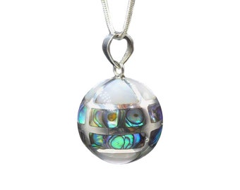 Boule de l'harmonie en ormeau en argent sterling, collier bola, collier avec pendentif carillon, cadeau de baby shower, appel aux anges, pendentif en nacre