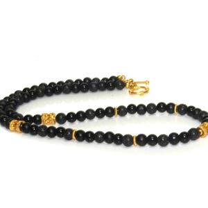 Gemengde ketting met zwarte stenen, ketting heren, obsidiaan, lavasteen en matzwarte onyx ketting, gouden ketting heren, kralenketting heren