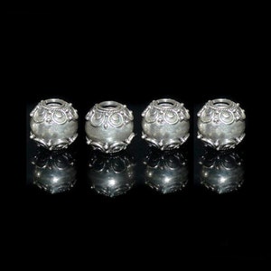 Quatre perles de baril d’argent sterling de 12 mm, perles d’argent sterling 925, perles de Bali, perles d’argent de 12 mm, perles de Bali en argent sterling, perles
