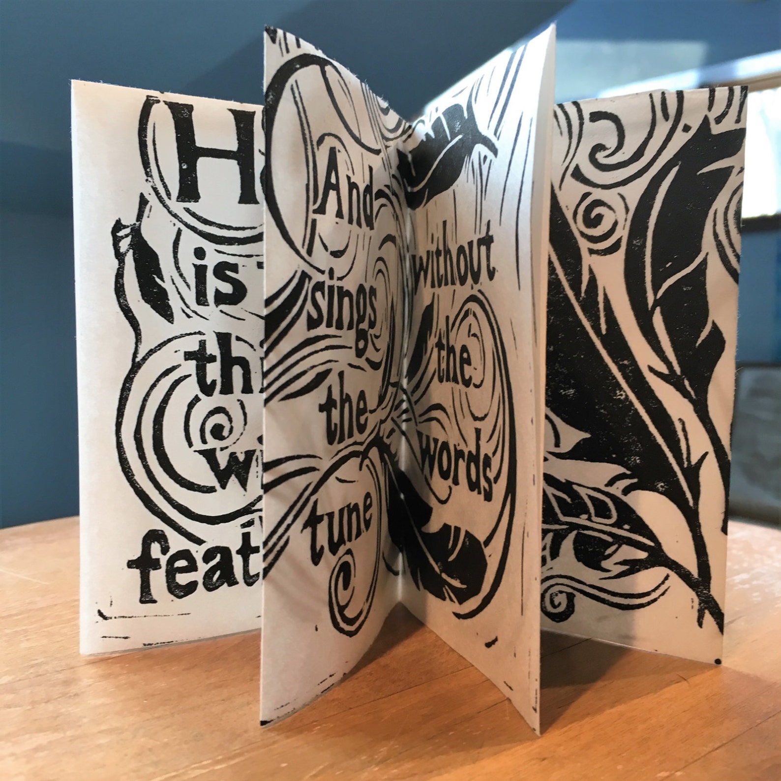 Hoop is het ding met veren originele linosnede mini boekenset | Etsy