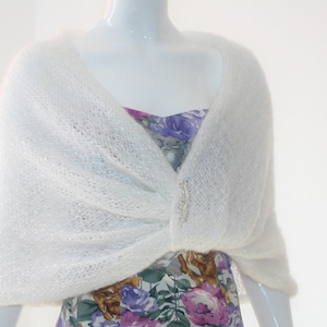 White Knitted Shawl, Bridal Shawl, Bridal Wedding Cape, White Shawl,  Knit Shawl,  Capelet, Bridal Capes , Bridesmaids Gift Shawl