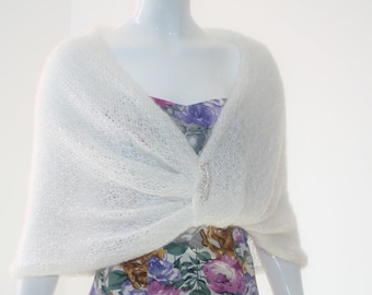 White Knitted Shawl, Bridal Shawl, Bridal Wedding Cape, White Shawl,  Knit Shawl,  Capelet, Bridal Capes , Bridesmaids Gift Shawl