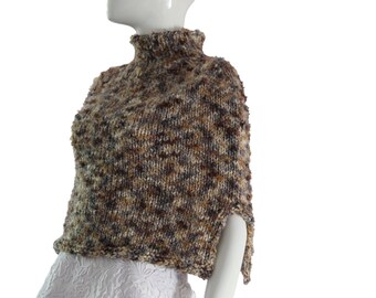 Hand-Knitted Alpaca Womens Chunky Knit Poncho Gray, Capelet, Winter Wool Cape, Stylish Minimalist Design for Her, Warmth and Elegance