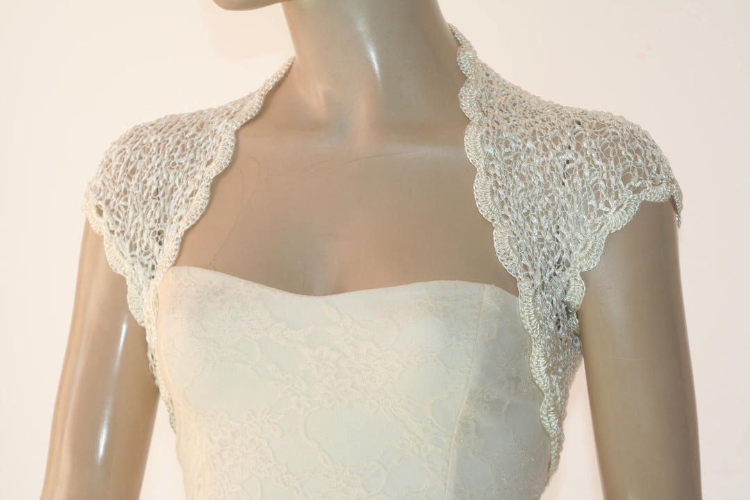 Ivory Shrug, Wedding Bolero Shrug, Summer Shrug, Bridal Shoulders Cover