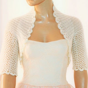 Ivory knitted crochet shrug, Wedding bolero shrug, Bolero jacket, Lace shrug, Bridal shoulders cover, Bridesmaids Cover up Bolero