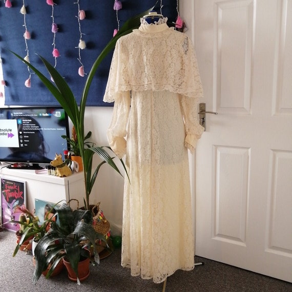 True vintage 1970s Kati Laura Phillips wedding dre