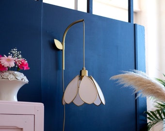 Fleur wall mount and portable lamp - Nude and gold