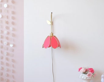 Flower wall mount and portable lamp - Flamingo and gold
