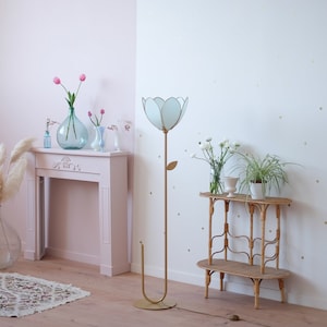Simple Flower Floor Lamp and Lampshade - Glacier