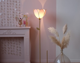 Simple Flower Floor Lamp and Lampshade - Blush