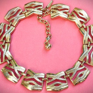 Fab Vintage 1950s 1960s gold tone choker style statement necklace Mid Century Glamour ~ stylized abstract design, shiny beauty ~ pin up MCM