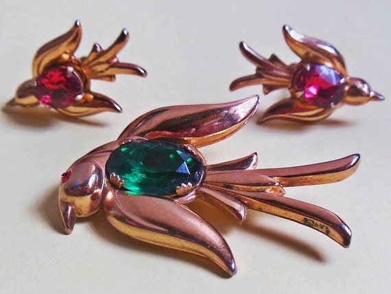 Vintage 1940's designer CORO Pegasus bird swallow… - image 5