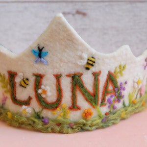 Waldorf Crown, Personal Souvenir for First Birthday and Special Occasions, Birthday Crown for kids Embroider