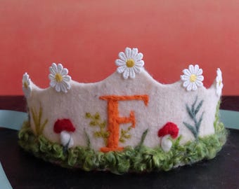 Personalized Daisy Crown,  Crown, Waldorf Felt Birthday Crown Wool