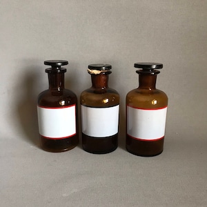apothecary bottles vintage in brown glass with labels/ pharmaceutical bottles / glass jars /chemist gift / parmaceutical gift
