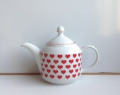 Vintage soviet teapot / retro teapot / red teapot