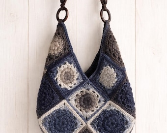 Bolso de abuela cuadrado de crochet bohemio, de lana 100 % premium con asa de cuentas de madera, accesorio otoñal único, estilo vintage.
