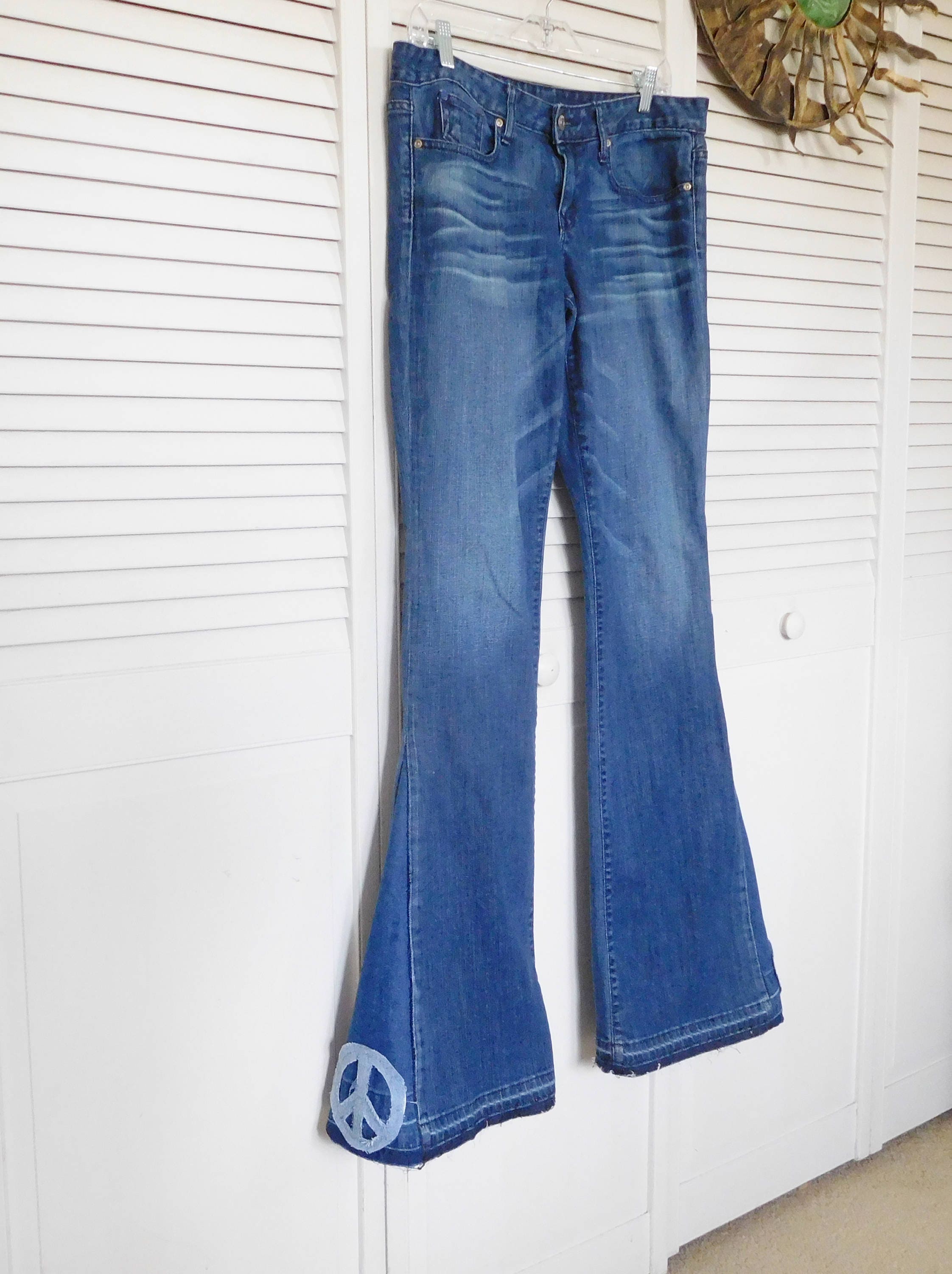 Bell Bottom Jeans hip hugger bellbottoms 35x37 with a 8 | Etsy