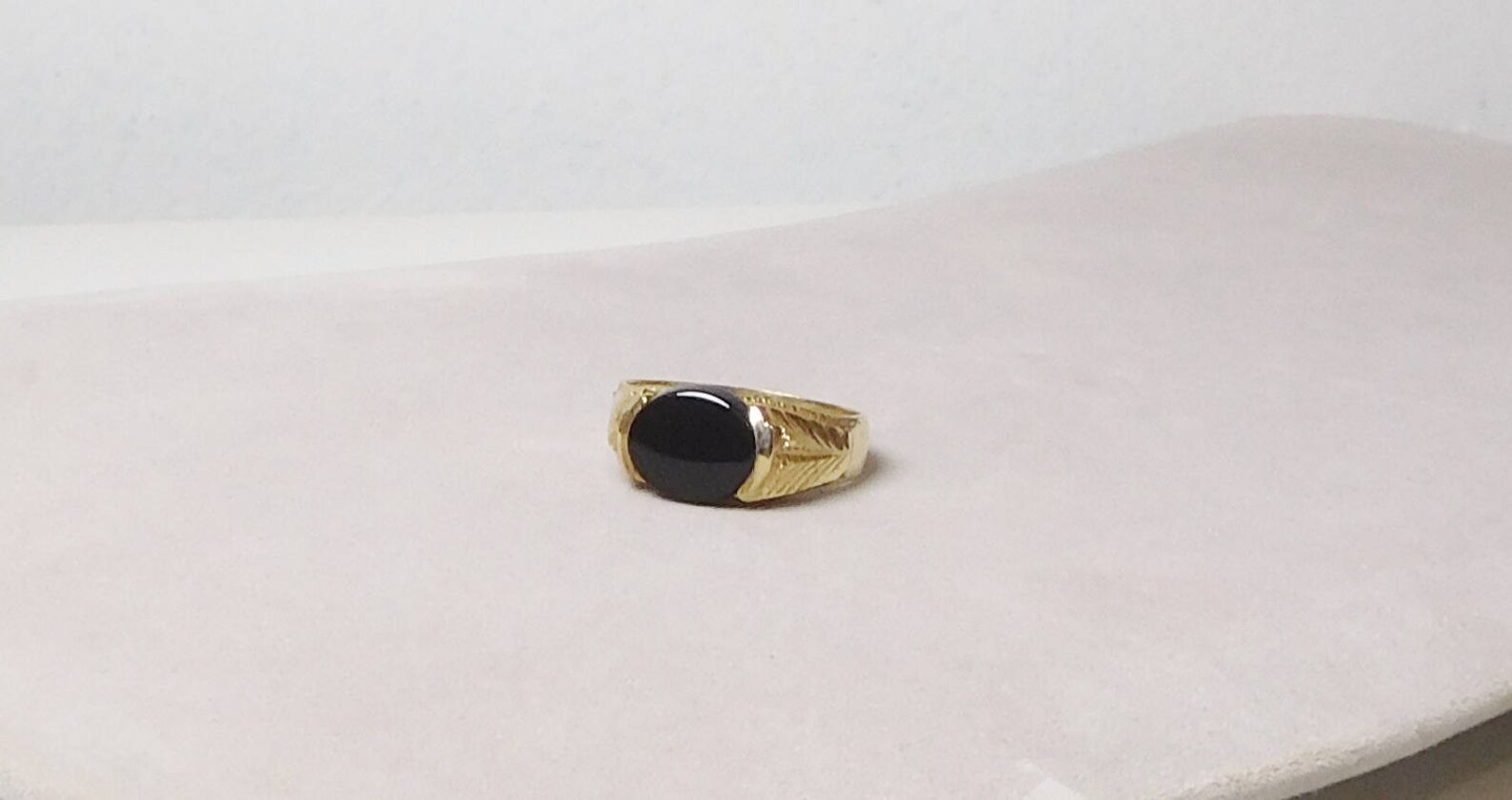 Stamped 417 ASK 10k Yellow Gold Ring with an Oval Black Onyx Etsy
