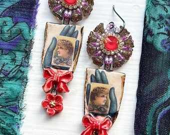 Hand earrings, beadwoven earrings, red earrings, red flower earrings, gift for her, suhana hart, beaded earrings
