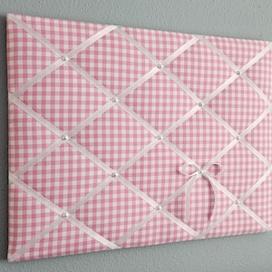20x16in Pink gingham fabric memo, photo, vision board