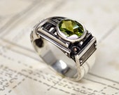 Modern engagement ring "Certitudondum" | Peridot alternative engagement ring | Sterling silver engagement ring | Peridot birthstone ring