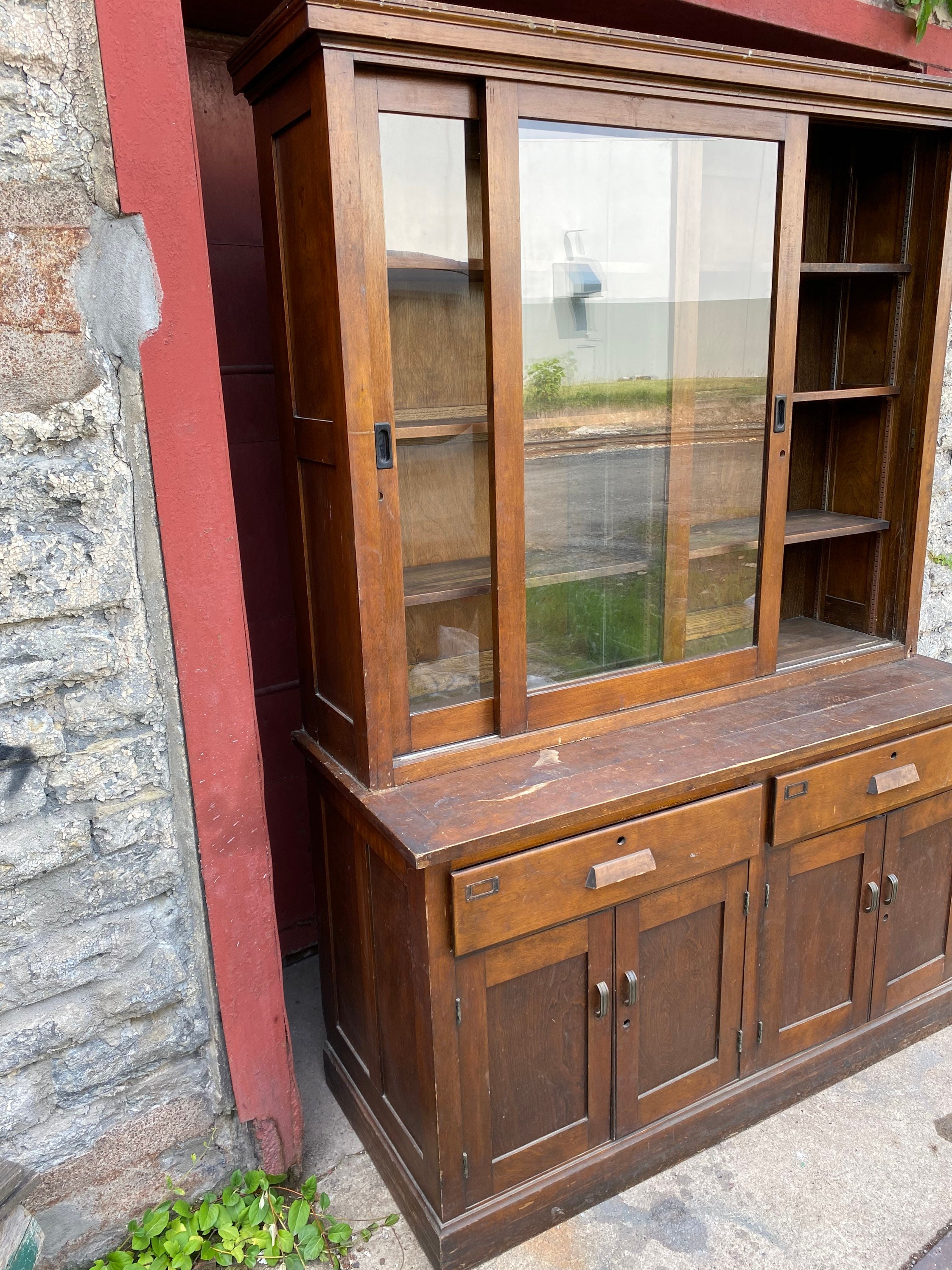 C1900 Morsa MFG tienda de antigüedades Mostrar Gabinete de | Etsy