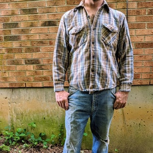 Frostproof Tan Grey Blue Flannel Button Down Shirt Grunge Western Wear Country Farm Large