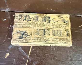 WWII US Army First Aid Field Dressing Bandage Original Military Medical Compress NOS