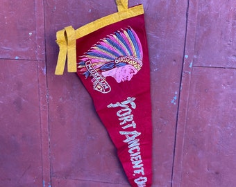 1930s Fort Ancient Ohio vintage felt pennant Native American Souvenir Red Chief