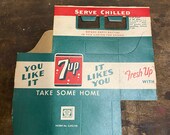 VTG 1950s 7-Up 6-28oz Bottles Carton Carrier Soda Pop General Store Country Diner Gas Station