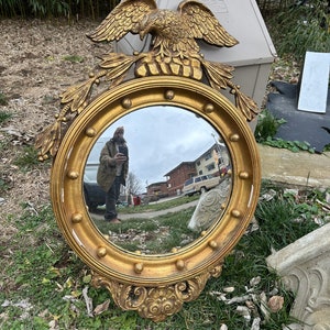 1920s Antique American Federal Style Carved Eagle Convex Mirror Country Farmhouse