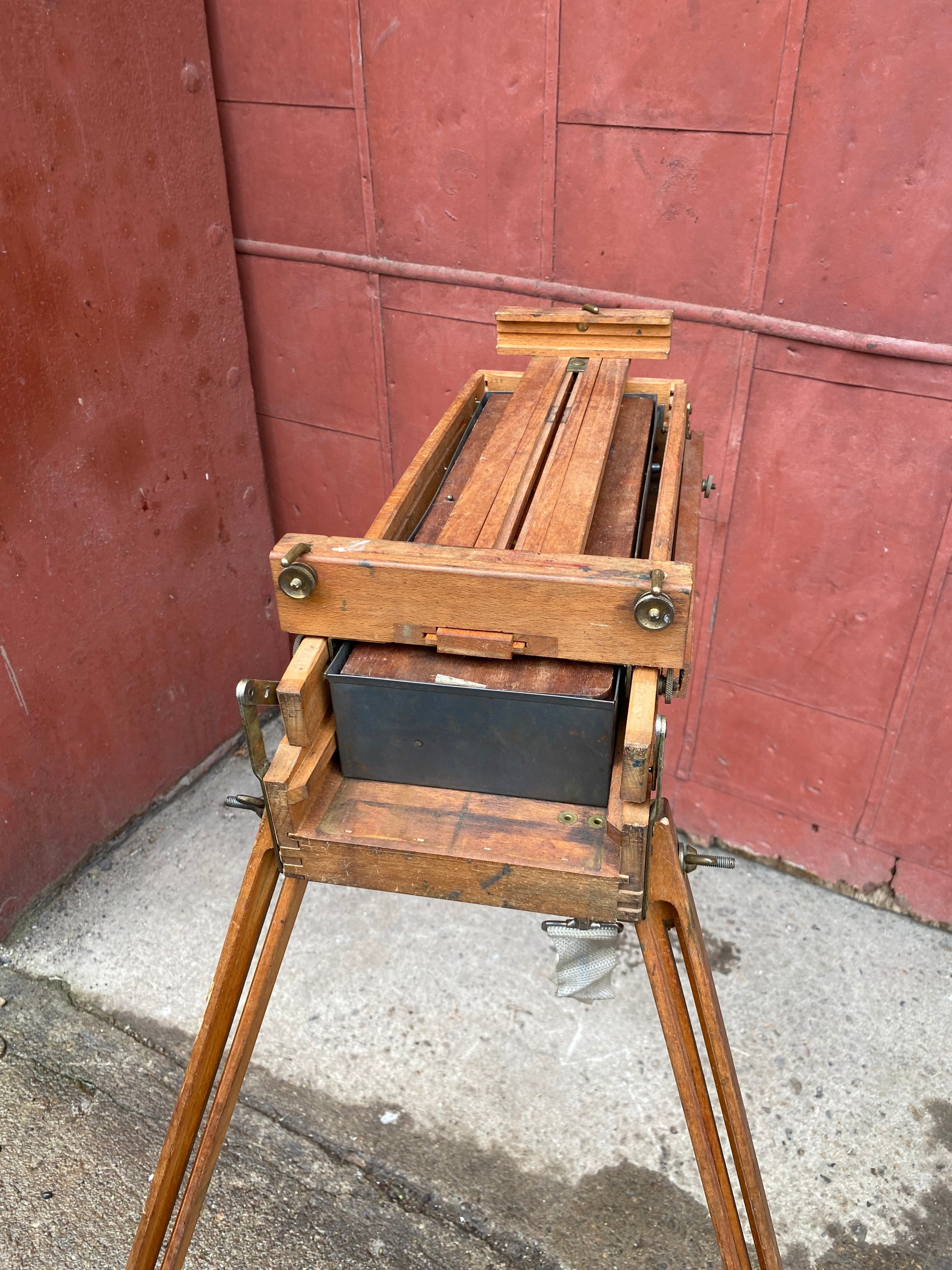 Rehabilitating a Vintage Grumbacher #286 French Easel