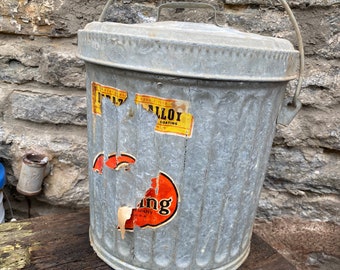 1950s Galvanized Steel Metal Garbage Trash Can Wheeling W/ Lid Feed Storage Dog Food Cat Kitchen Office