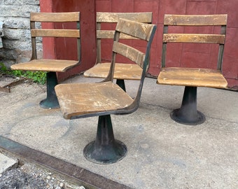 1930s Set of Four Cast Industrial Schoolhouse Chair W/ Back Desk Office Porch Kitchen