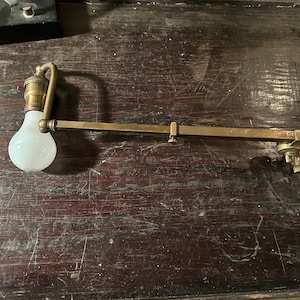 1900s Fairies Adjustable Brass Extension Arm Lamp Industrial Light Drafting Antique