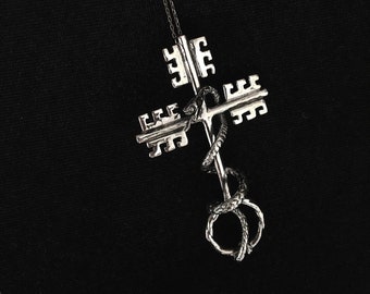 Hekate&#39;s key silver pendant, solid silver big key, Goddess Hecate necklace, snake jewelry, witch talisman, mythology jewelry, ancient charm