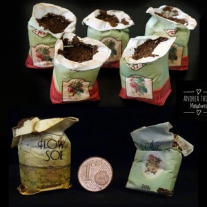 Miniature Sacs of Soil - 1-12 scale