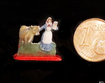 Miniature Cow Display