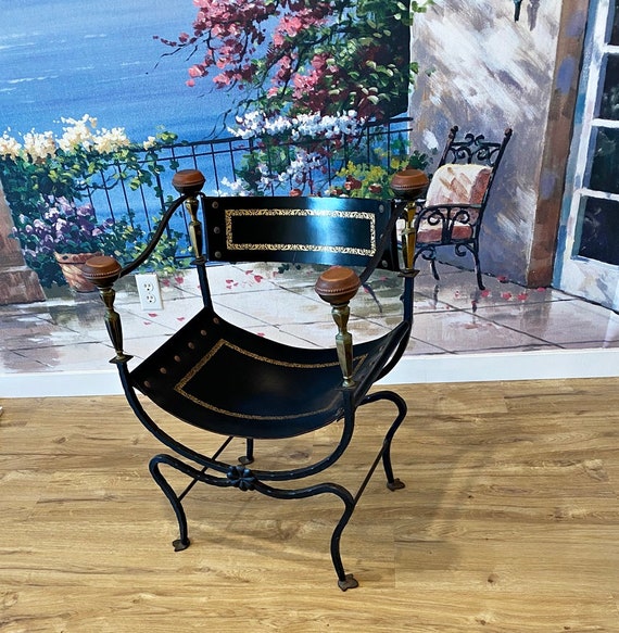 Modern curule chair shop