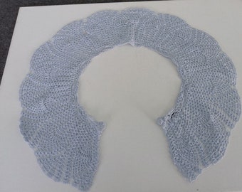 Vintage crochet collar, pale blue