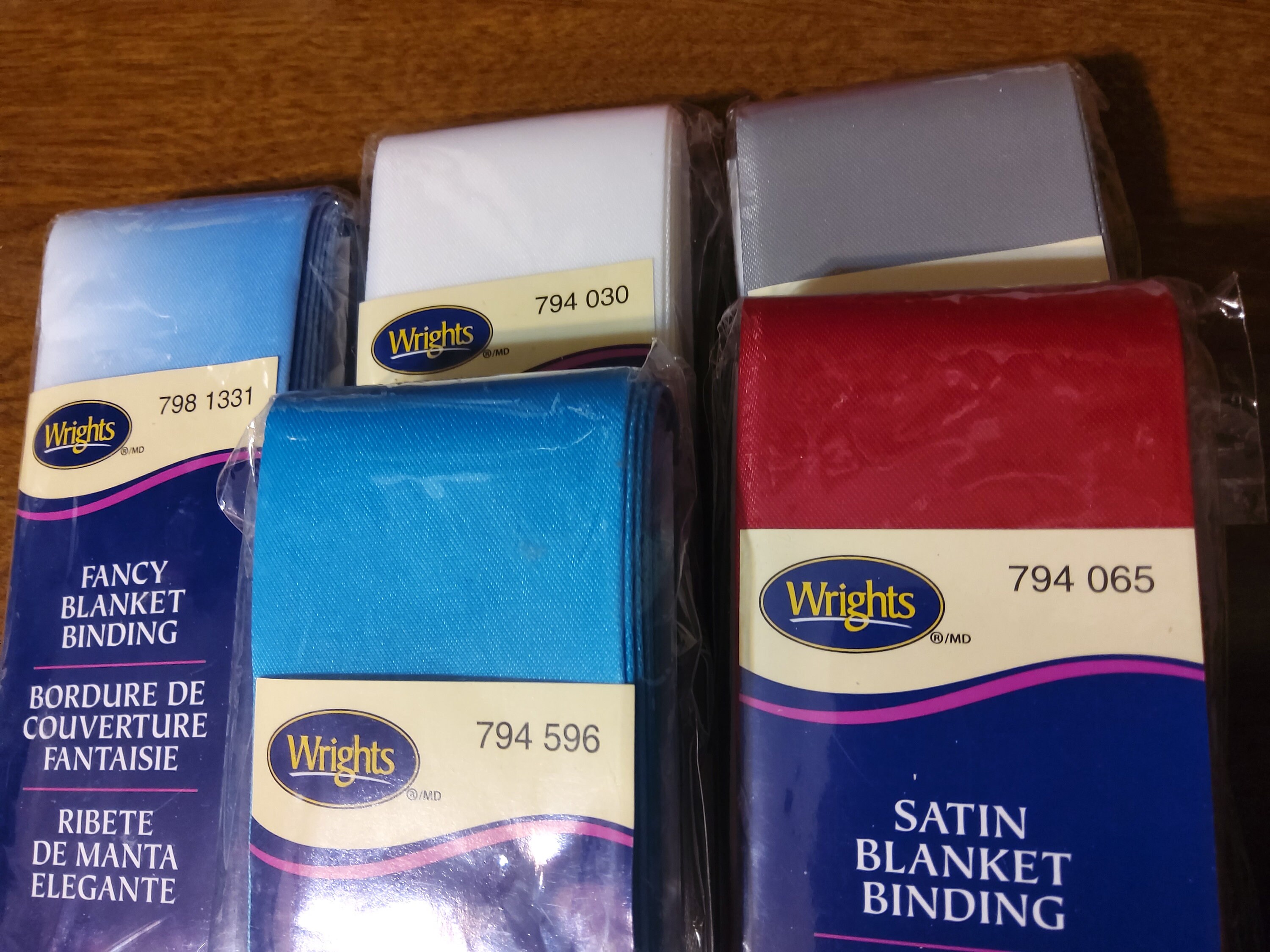 Wrights 100% Polyester Satin Blanket Binding - 2 x 4 3/4 yds. - WAWAK  Sewing Supplies