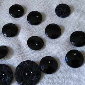 black glass buttons, vintage (12)