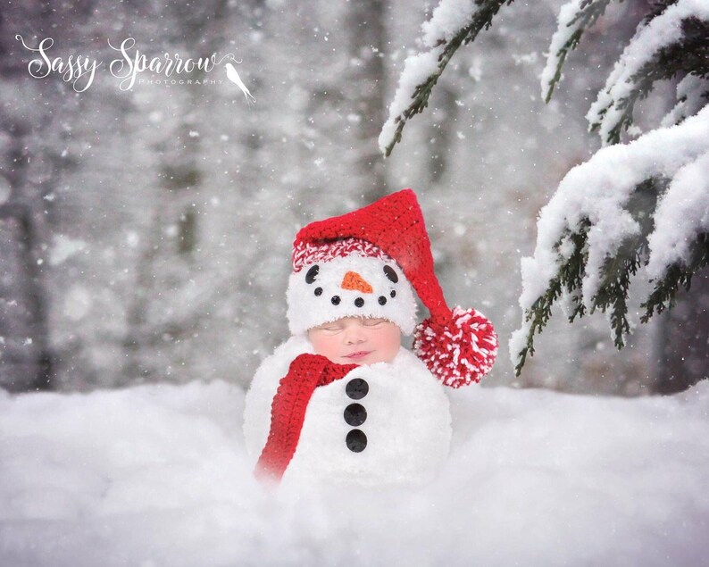 Newborn Snowman Cocoon, Matching Hat and Scarf, Crochet Snowman Cocoon, Snowman Photo Prop, Christmas Card Photo Prop, Baby Shower Gift image 4