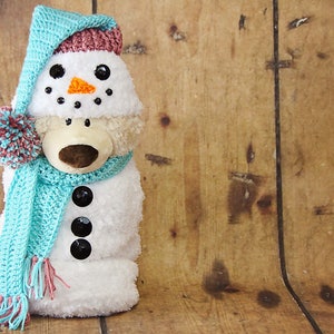 Newborn Snowman Cocoon, Matching Hat and Scarf, Crochet Snowman Cocoon, Snowman Photo Prop, Christmas Card Photo Prop, Baby Shower Gift image 9