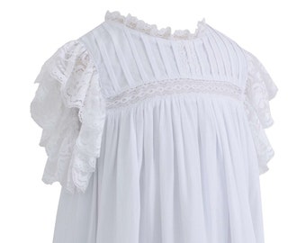 White w/ White Lace Sleeve